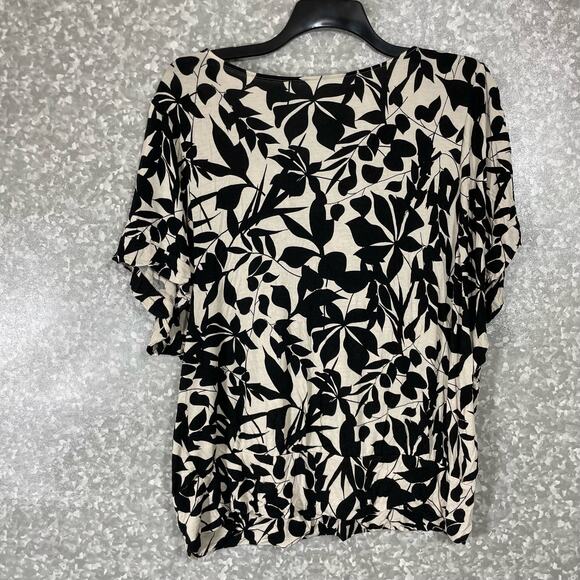Studio Works Women's Plus Size Black & White Floral Top - Size 2X - Crochet Lace - Picture 7 of 7
